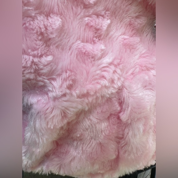 Girls Rule Pink Fluffy Soft Faux Fur Furry Button Jacket Black Bow Size 6X - Picture 5 of 16